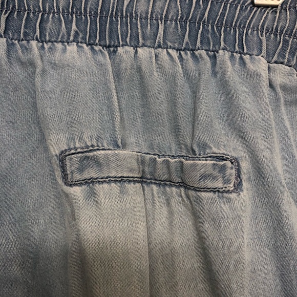 Ardene, light wash denim joggers, XS - Picture 5 of 11